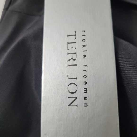 TERI JON 100% SILK EVENING - Picture 2 of 6